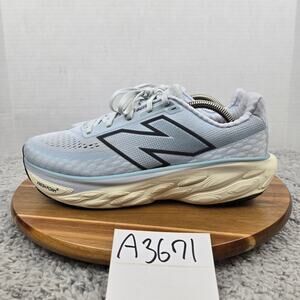 New Balance Womens 9.5B Fresh Foam X 1080v14 Ice Blue Light Chrome Running Shoe